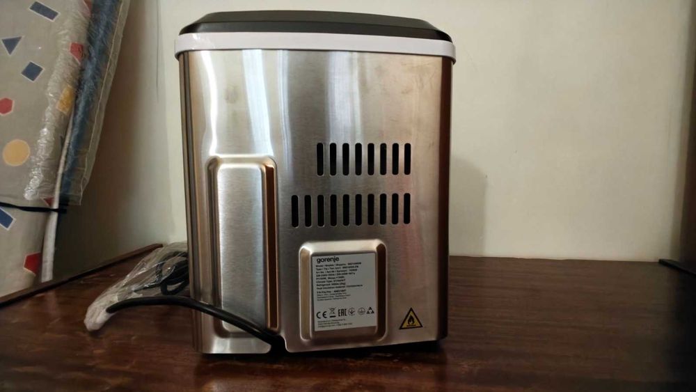 Ледогенератор gorenje IMD1200SB чисто нов, неизползван