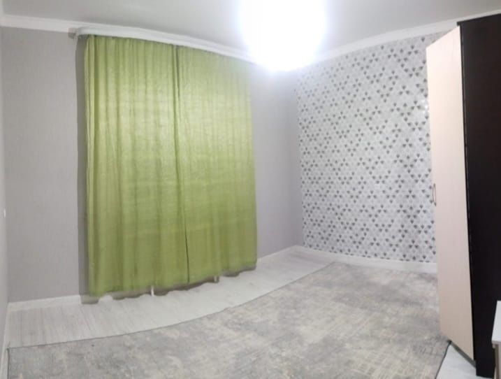 Ақжар 2 ден 4 бөлмелі үй сатылады.