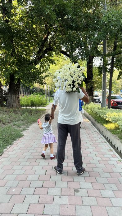 Розы белые букет 101 гул