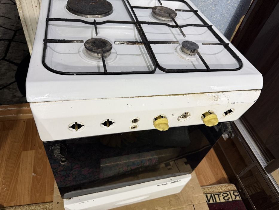 Gaz plita, ishlashi juda zor