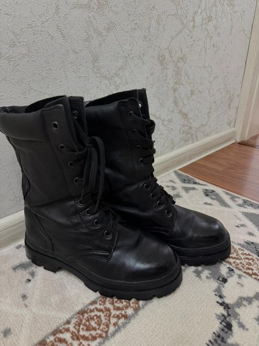 Продам берцы в хорошем состояний