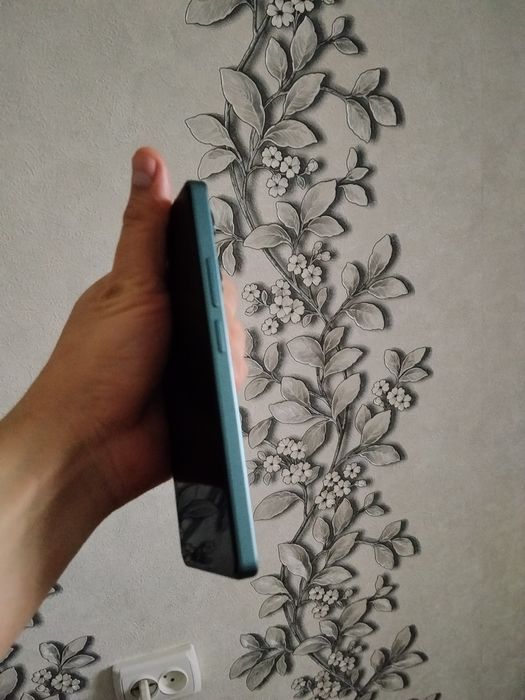 Redmi Not 13 pro 12/512 holati ideal radnoy