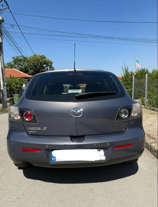 Продавам Mazda 3