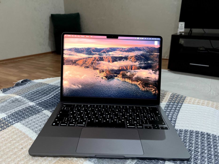 MacBook Air 13 M3 16/256