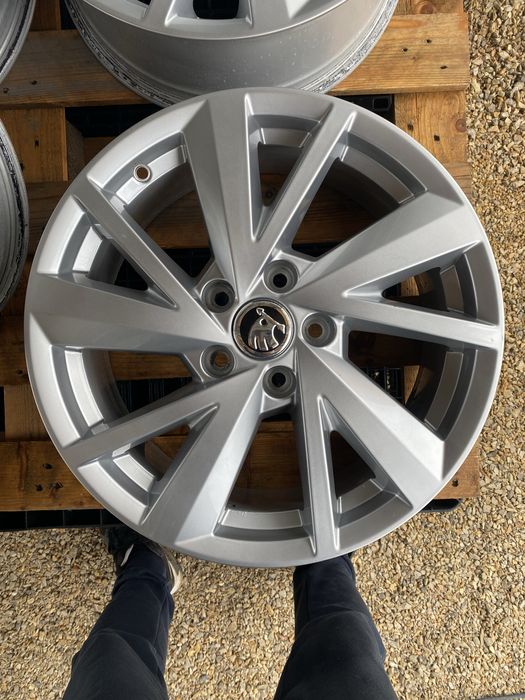 17 цола 5 х 112 мм Фолксваген , Ауди , Шкода , VW ,  Audi , Skoda