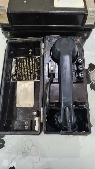 Военни полеви телефони