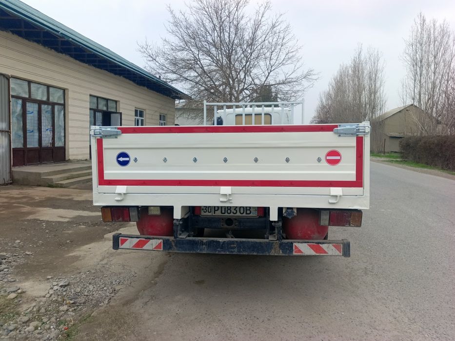 Isuzu Nqr 71 2012 sotiladi