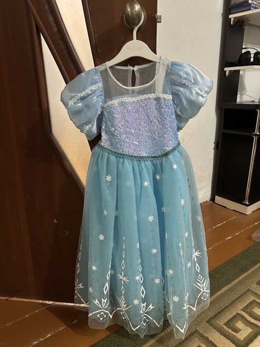 Продам платье на утренник