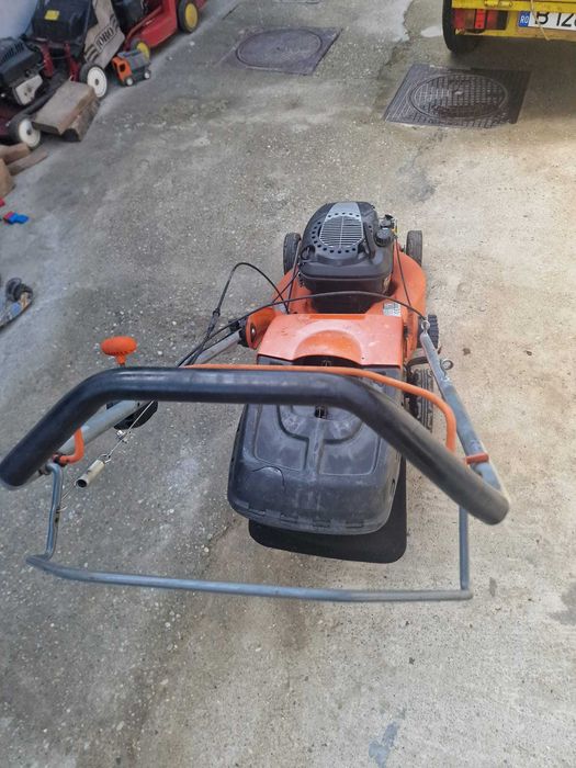 Masina de tuns iarba SABO pe benzina BRIGGS 4CP TRACTIUNE COS