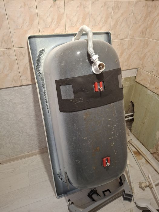 Продам ванно срочно