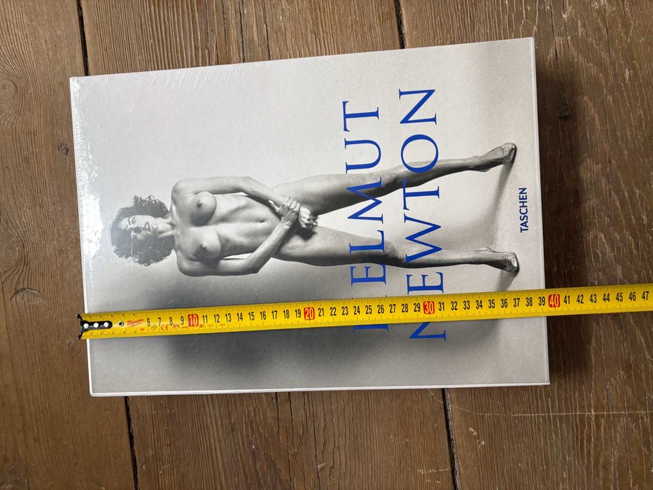 Helmut Newton SUMO xxl Taschen hardcover cu slipcase si slipbox noua sigilata