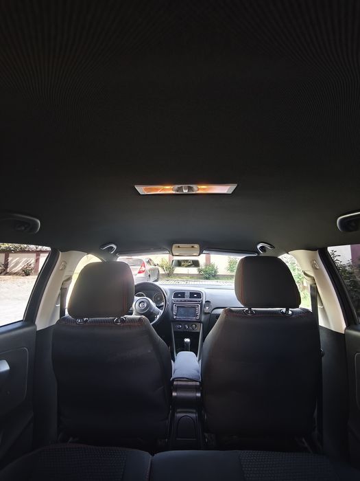 VOLKSWAGEN Polo 2011 — imagine 4