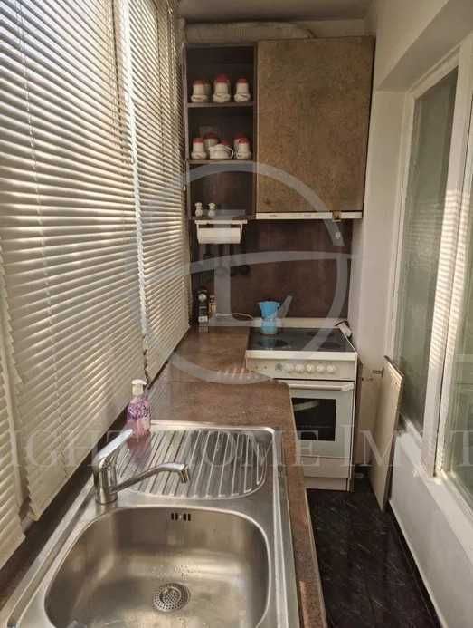 Продава се Двустаен апартамент в Пловдив, Изгрев - 64 кв.м за 1196 €/кв.м - Снимка #3