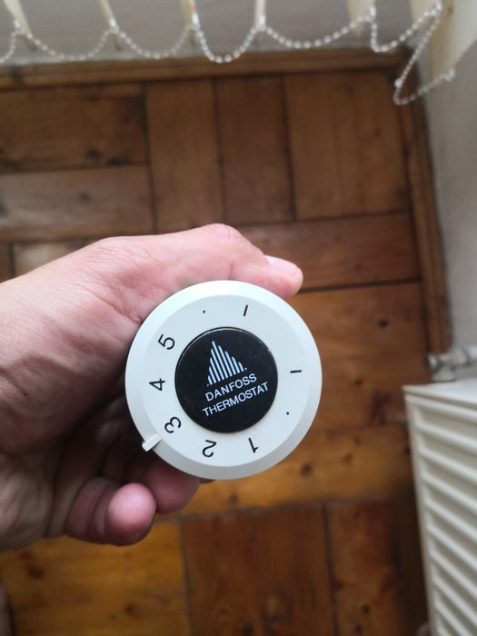 8 termostate marca Danfoss Noi MADE ÎN DANEMARCA