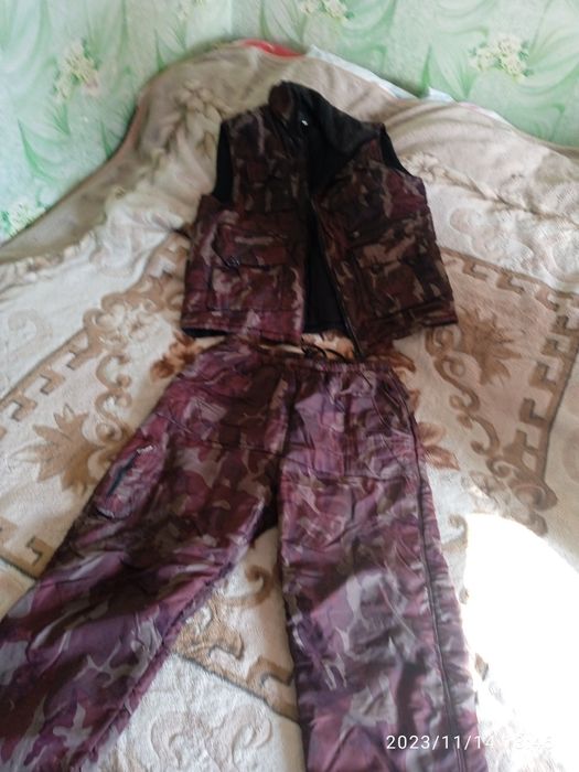 Продам теплый зимний костюм