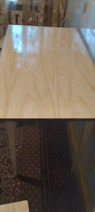 Стол кухонный прямоугольный