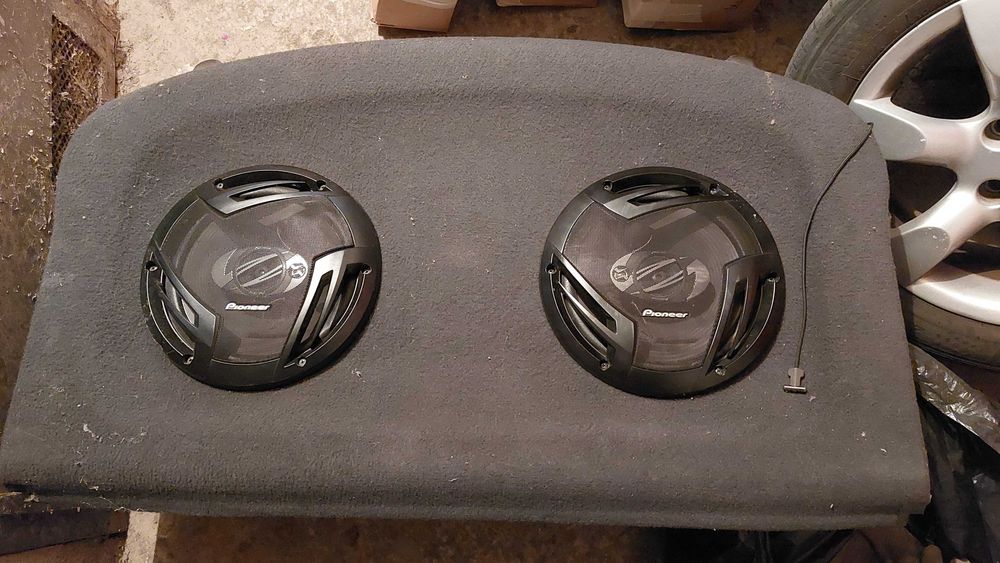 Тонколони Pioneer A 2503i