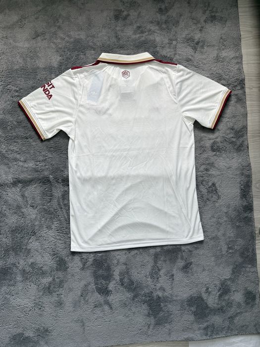 Футболна тениска на Arsenal