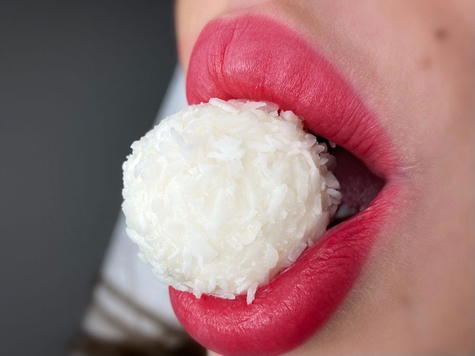 Micropigmentare sprancene, buze si pleoape