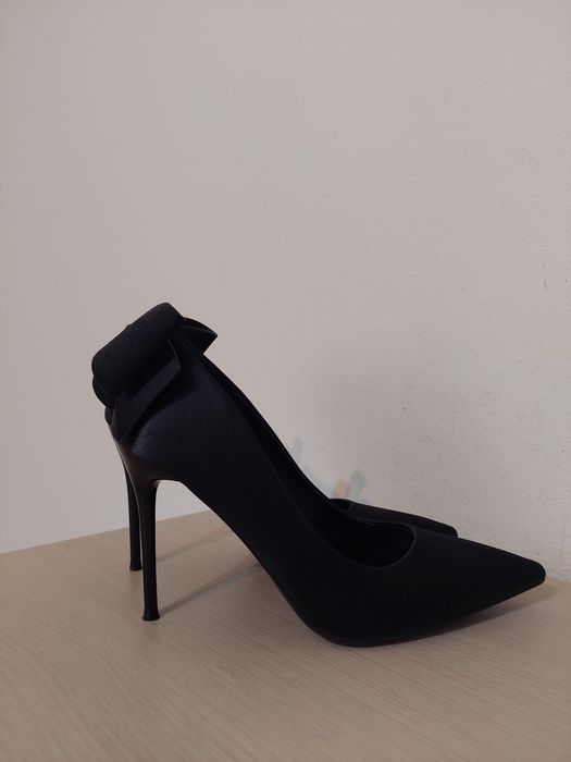 Pantofi dama eleganti negri cu funda toc stiletto marimea 39