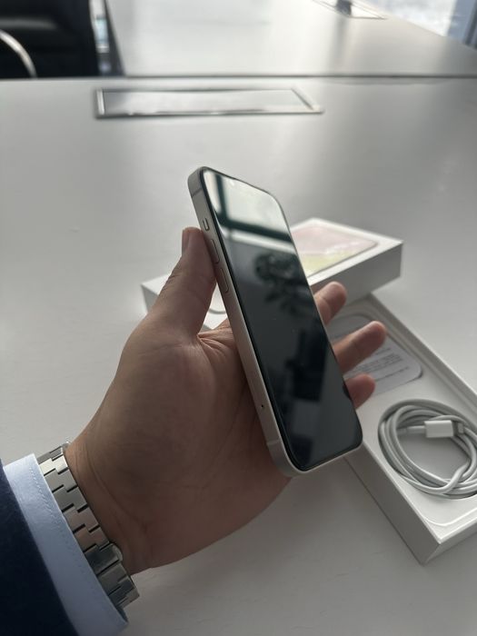 Iphone 14 128 gb идеальный с коробкой