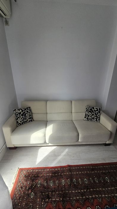 Set canapea + fotolii elegante – stare impecabilă, calitate premium