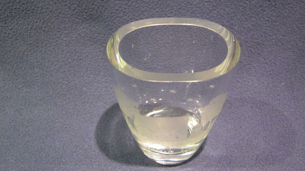 Pahar/Cupa/Pocal/sticla presata ORREFORS KOSTA BODA,Suedia.Manuf.