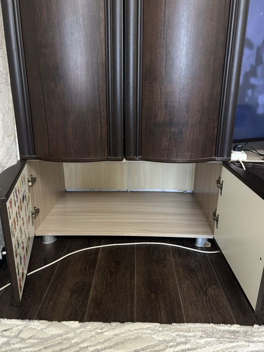 Шкаф, шифоньер бу