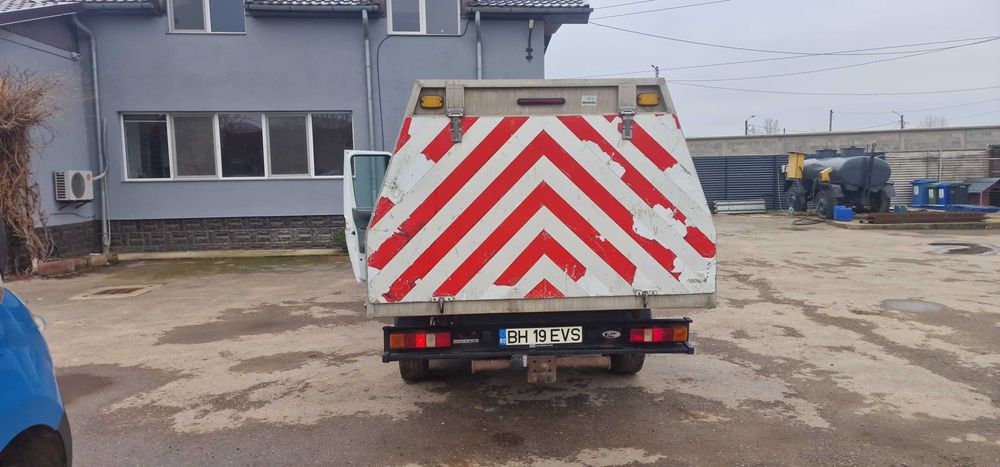 Ford Tranzit basculabil