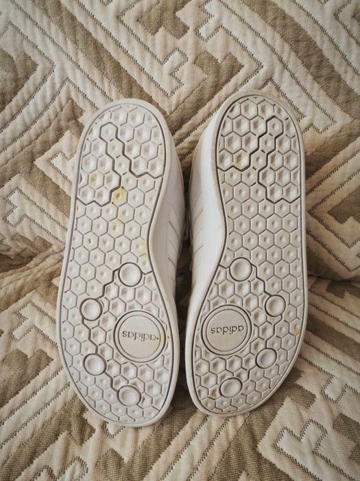 Adidas breaknet оригинални маратонки 35 1/2н.