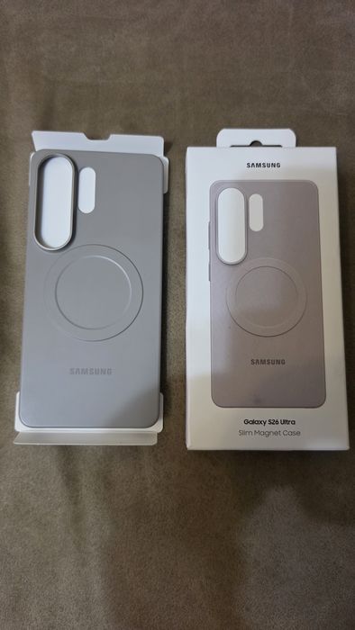 Samsung Galaxy S26 Ultra Slim Magnet Case