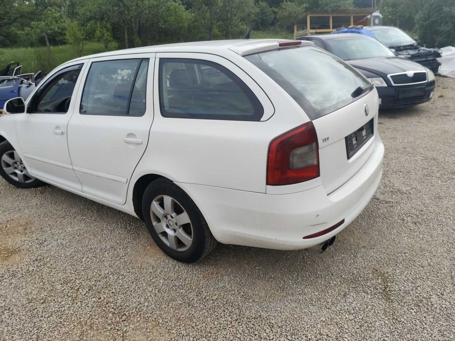 Шкода Октавия 2 фейслифт на части