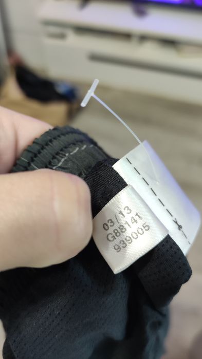 Adidas size S мъжки къси панталони шорти в отлично състояние