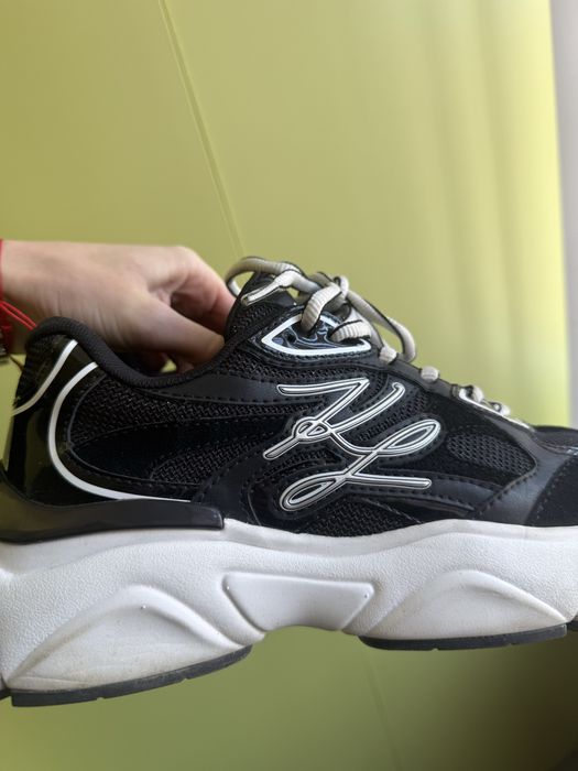 Обувки Karl Lagerfeld