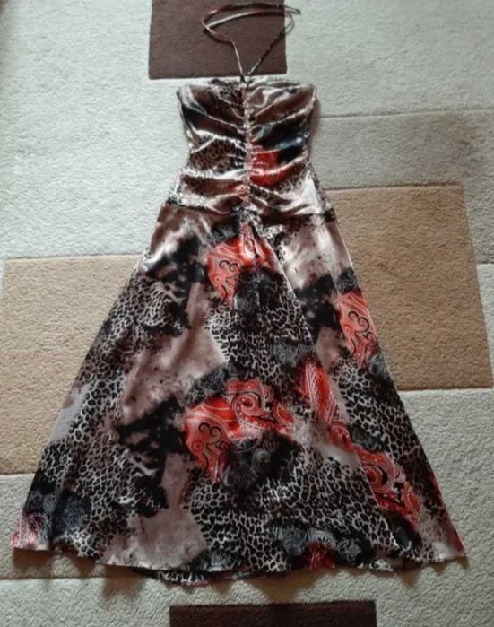 Rochie impecabilă de ocazie adolescente
