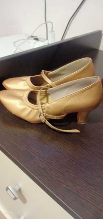 Туфли для бальных танцев