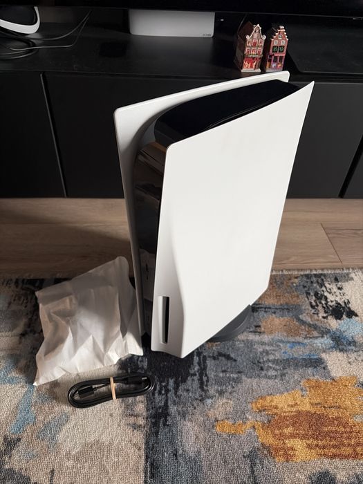 Игровая приставка PlayStation 5 PS5