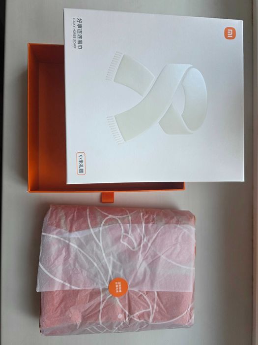 Оригинальный подарочный шарф Xiaomi Lucky Horse Scarf