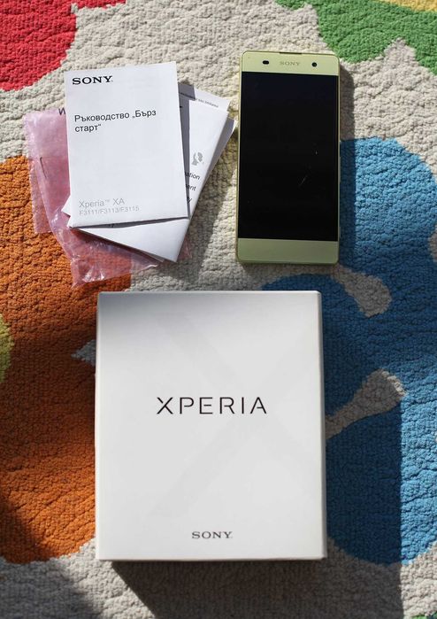Телефон SONY PERIA XA Lime GOLD, топ състояние!
