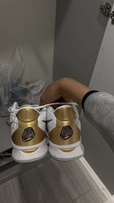 Nike kyrie 7 белый