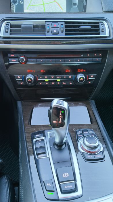 BMW 7 Series 0 — imagine 5
