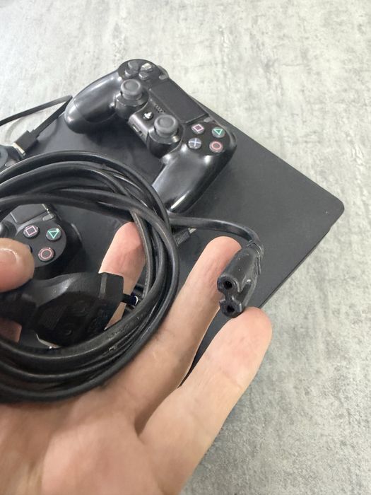 Play Station 4