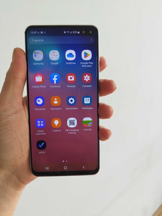 Samsung S10 Plus 128GB / 8 GB рам/ бял / Android 12.
