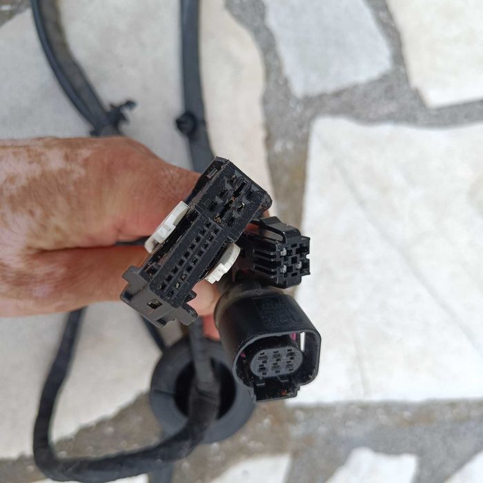 Оригинален електриески теглич за VW Tiguan/SEAT Terraco.