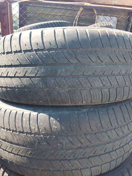 Продам шины 195/60R15