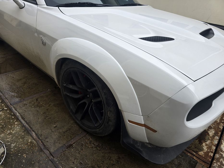 Dodge challenger Srt Hellcat пакет