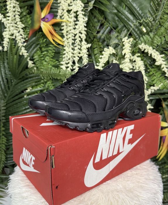 *STOC NOU * Nike Tn Triple Black (Verificare Colet)