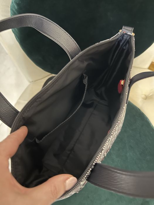 Geanta Tommy Hilfiger noua