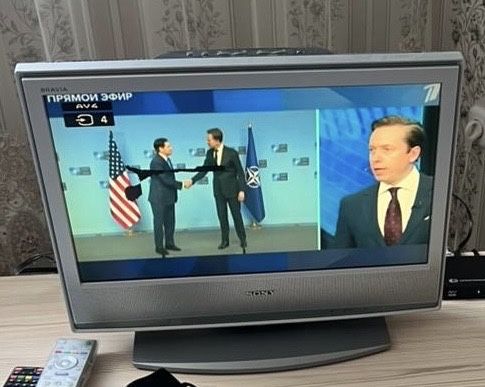 Телевизор SONY продам