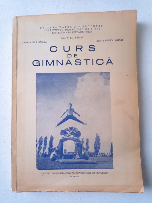 Curs de Gimnastică, anul 1970
Autor/Instituție: Facultatea de Educație